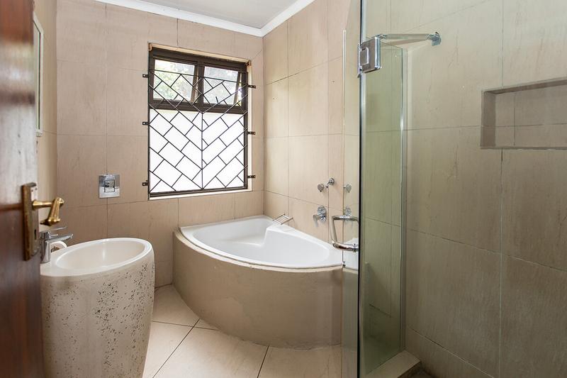 3 Bedroom Property for Sale in Hoogstede Western Cape